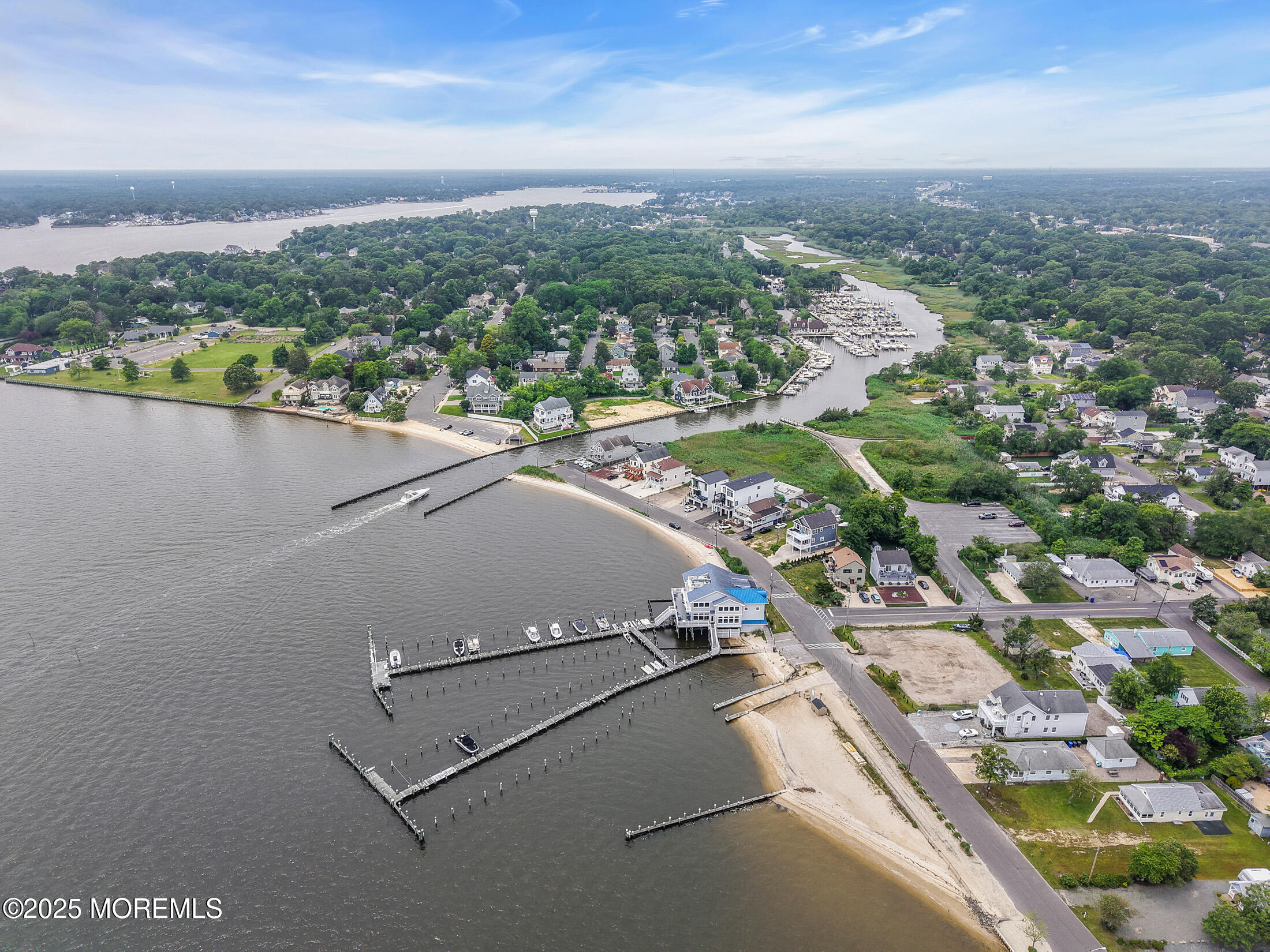 603 Riverside Drive Toms River, NJ 08753 - Photo 30 of 41 DJI_20250613140633_0953_D