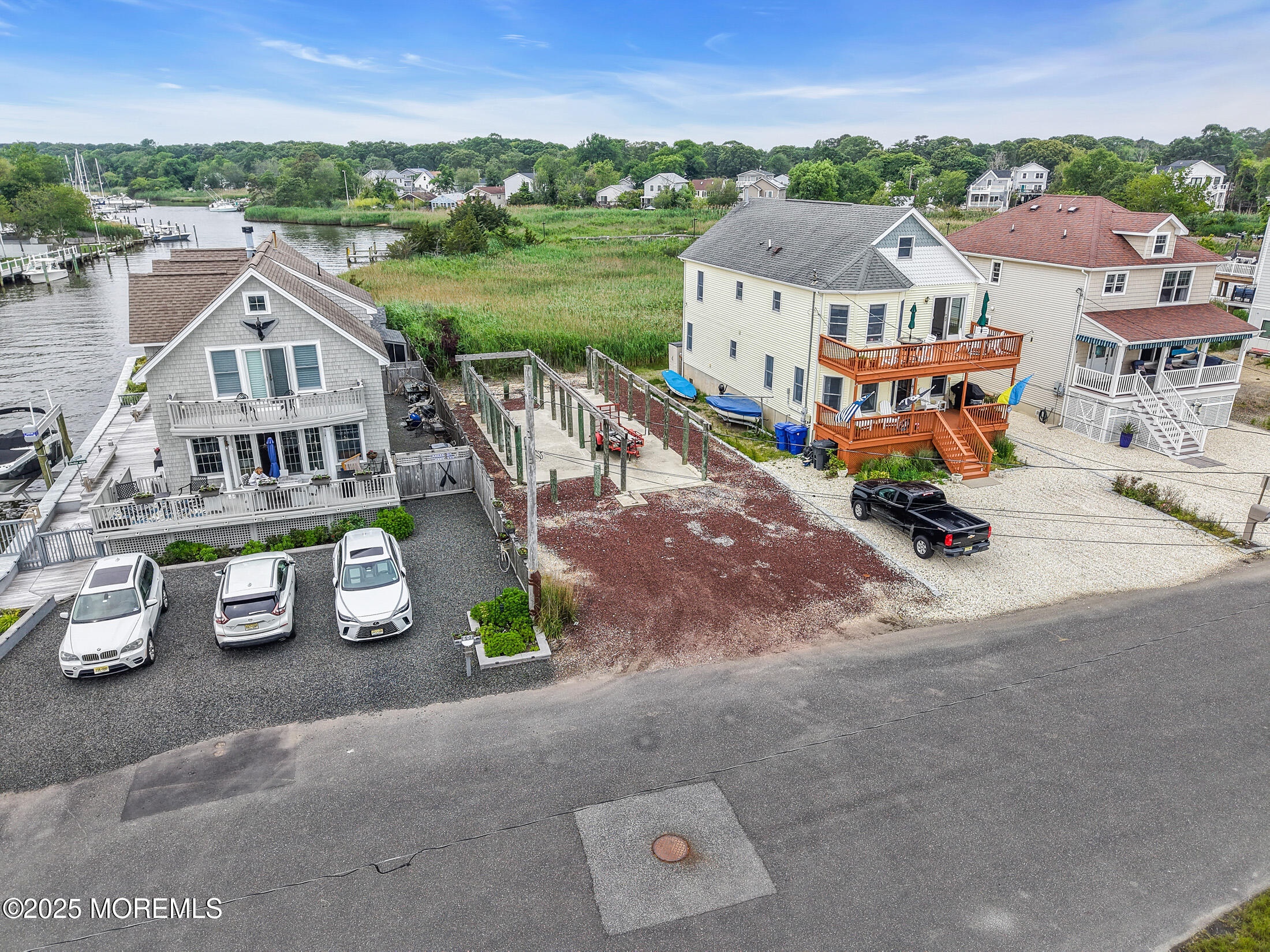 603 Riverside Drive Toms River, NJ 08753 - Photo 4 of 41 DJI_20250613135836_0818_D