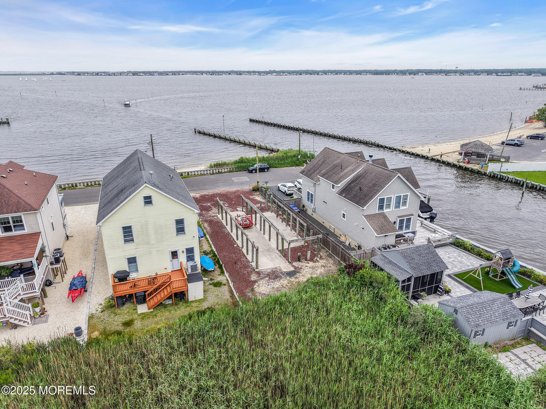 603 Riverside Drive Toms River, NJ 08753 - Photo 6 of 41 DJI_20250613135924_0828_D