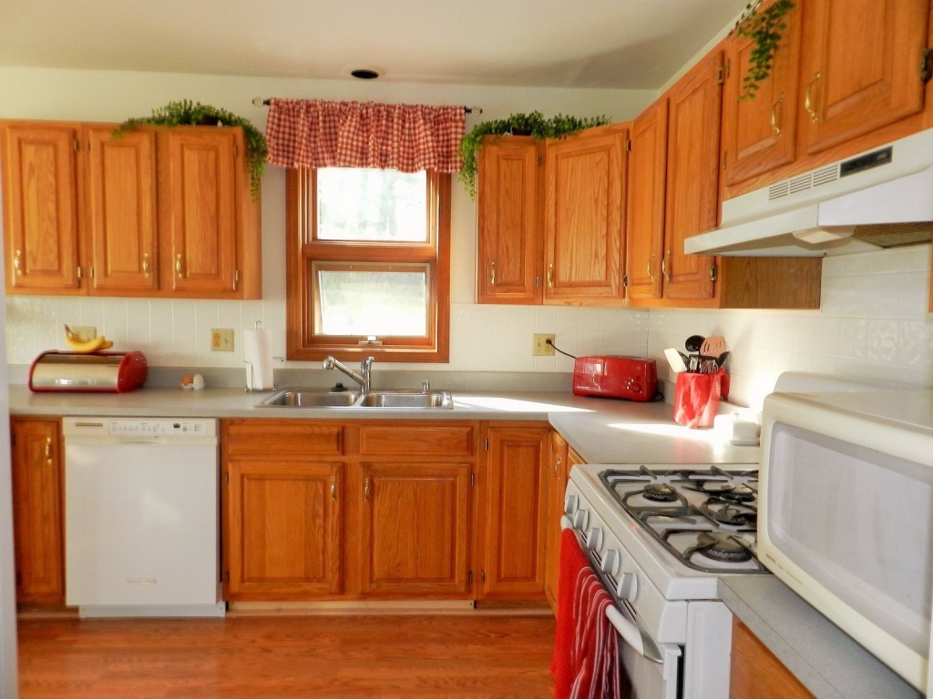 161 Sanderson Road Milton, VT 05468 - Photo 6 of 25