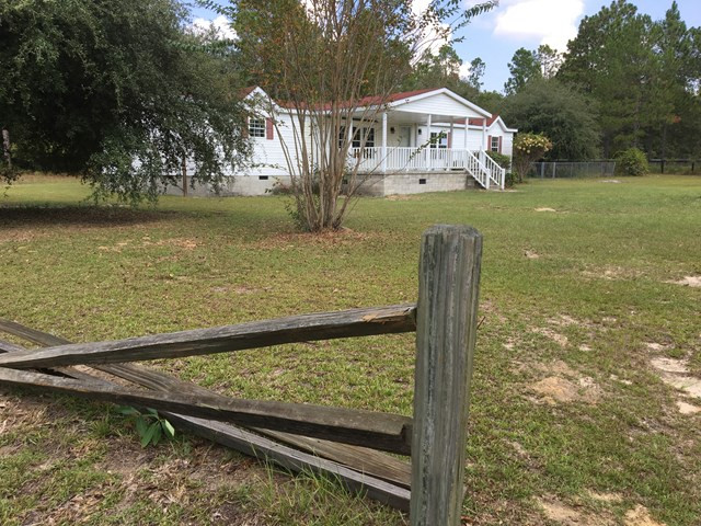 515 Skyland Farm Road Williston, SC 29853 - Photo 8 of 11