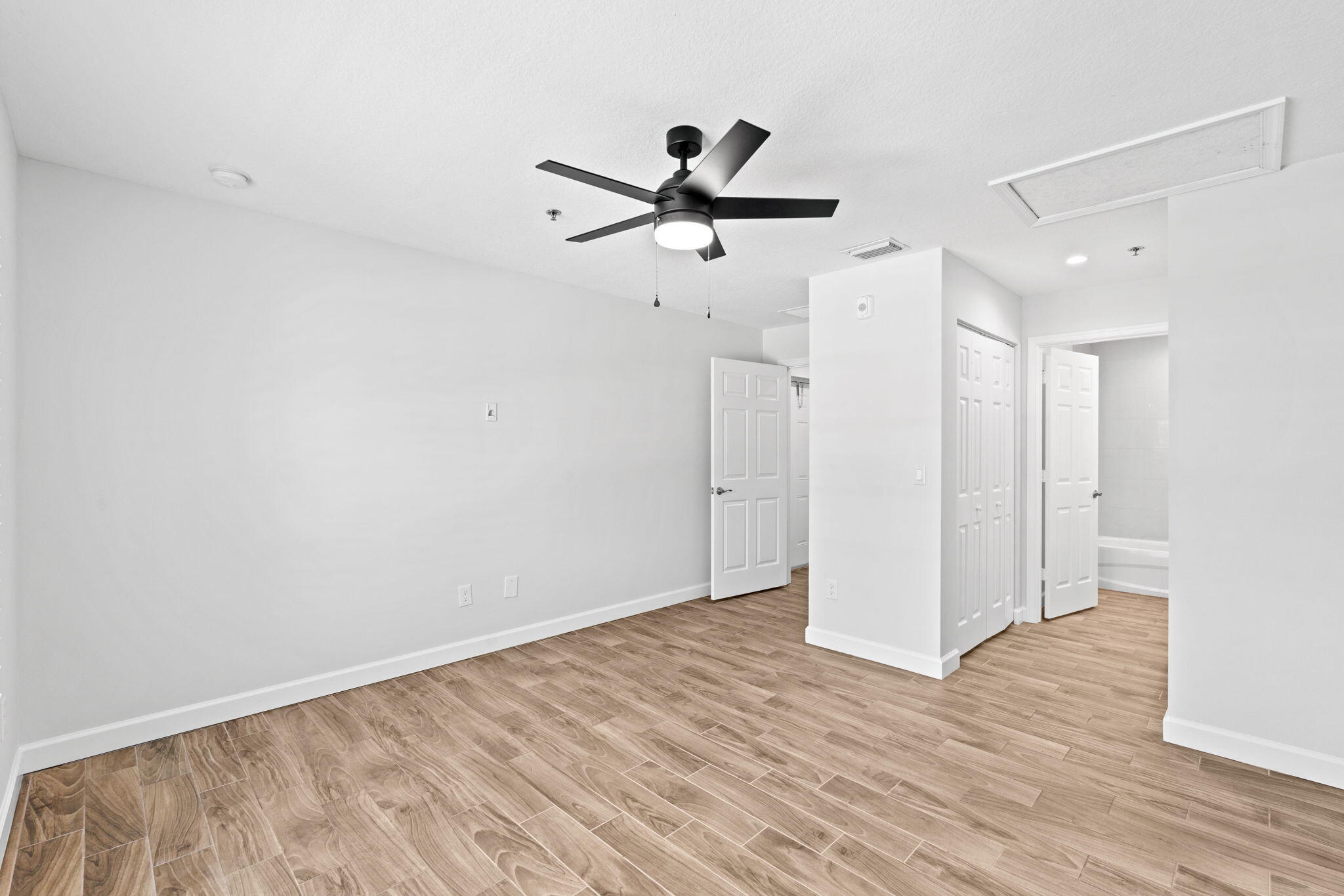 56 West 12th Street, Unit D Riviera Beach, FL 33404 - Photo 18 of 30 26-web-or-mls-A7406967