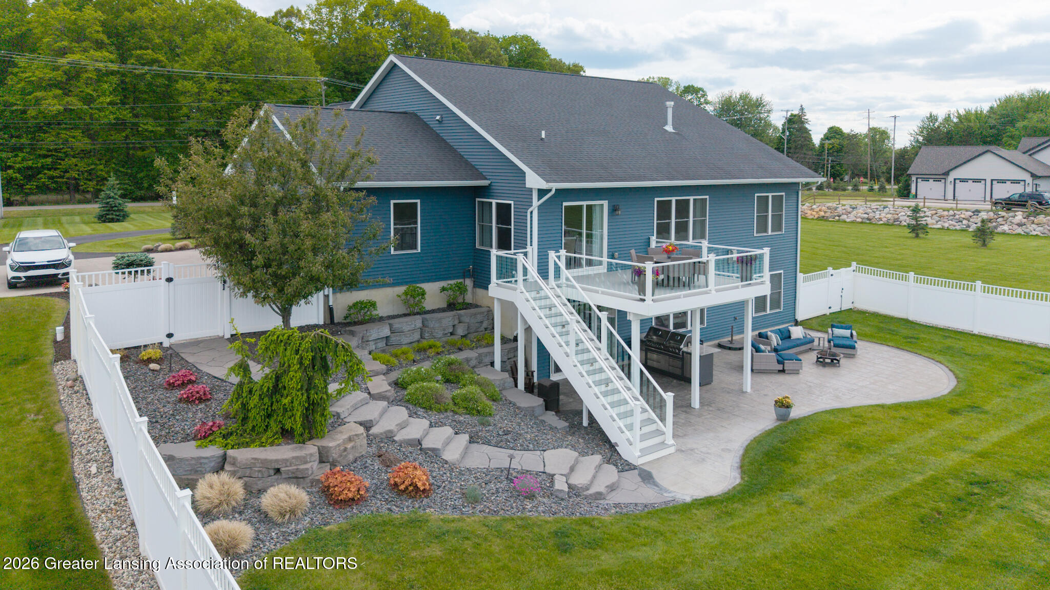 3950 West Howe Road Dewitt, MI 48820 - Photo 2 of 39