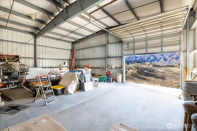 $299,999 | 313 Airport Way North, Mattawa, WA 99349