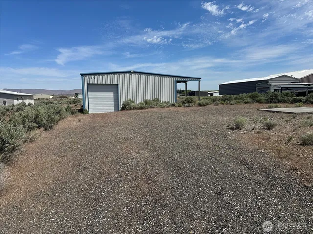 $299,999 | 313 Airport Way North, Mattawa, WA 99349