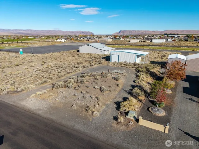 $299,999 | 313 Airport Way North, Mattawa, WA 99349