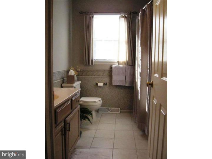 604 Wilshire Boulevard Sinking Spring, PA 19608 - Photo 22 of 24