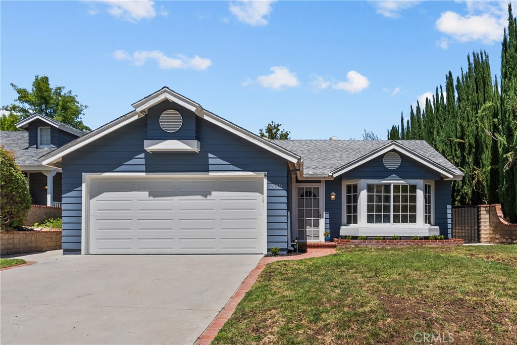 28511 Victoria Road Castaic, CA 91384 - Photo 1 of 37