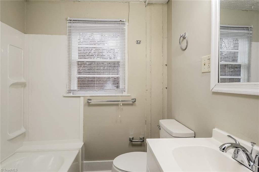351 South Scientific Street High Point, NC 27260 - Photo 14 of 16