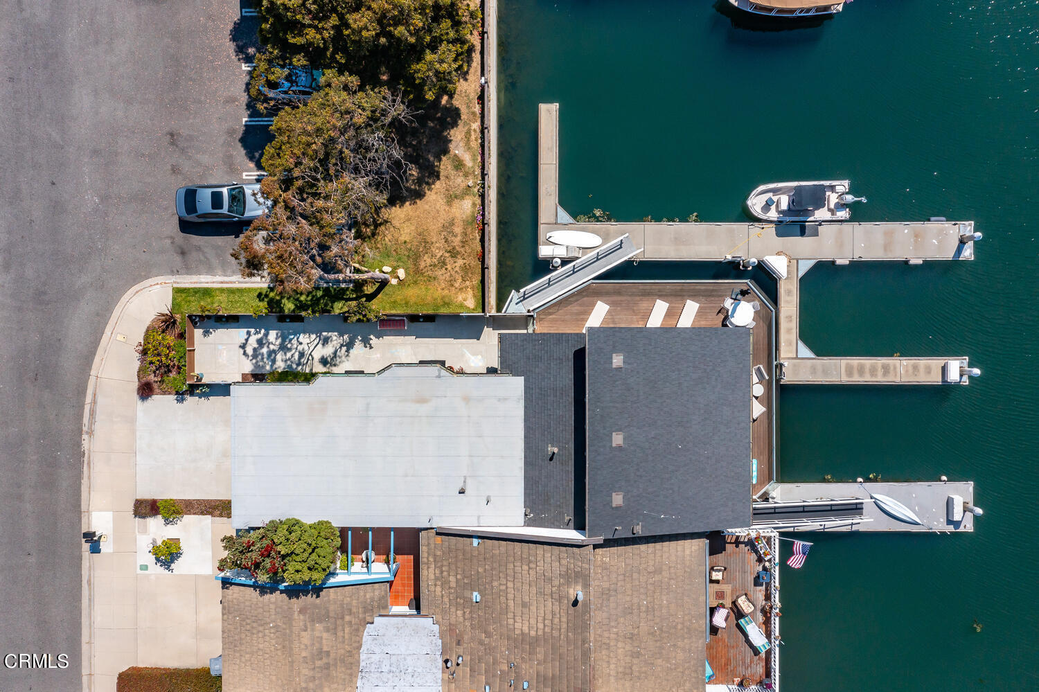 4555 Gateshead Bay Oxnard, CA 93035 - Photo 34 of 34 an aerial view of a house with outdoor space