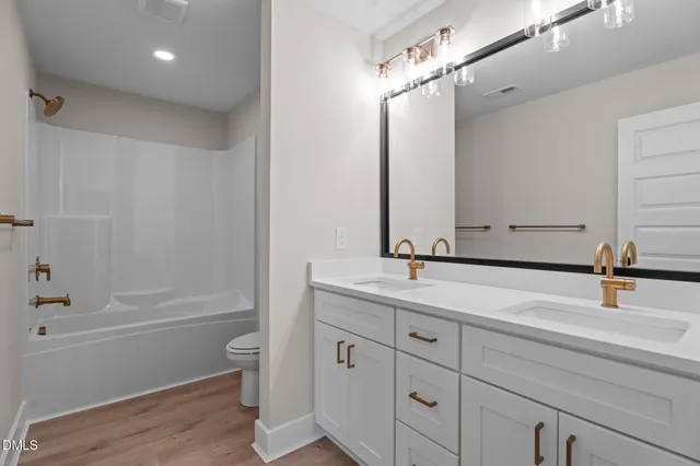 $527,899 | 20 Stream Vw Way, Spring Hope, NC 27882