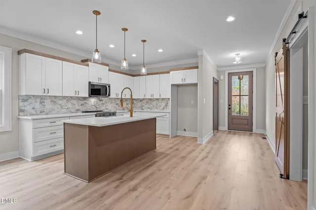 $527,899 | 20 Stream Vw Way, Spring Hope, NC 27882