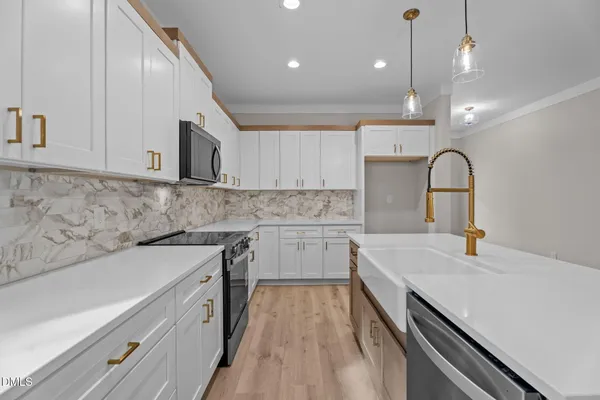 $524,900 | 20 Stream Vw Way, Spring Hope, NC 27882