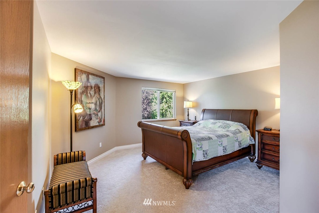 4708 Northeast 18th Place, Unit A Renton, WA 98059 - Photo 12 of 18