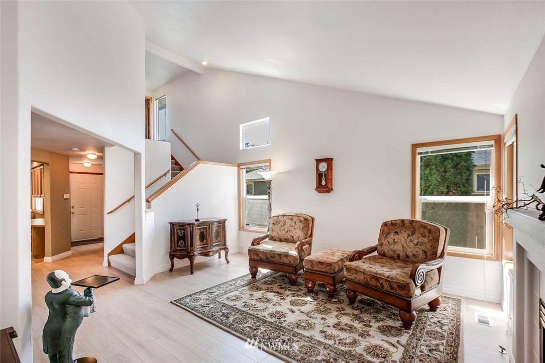 4708 Northeast 18th Place, Unit A Renton, WA 98059 - Photo 8 of 18