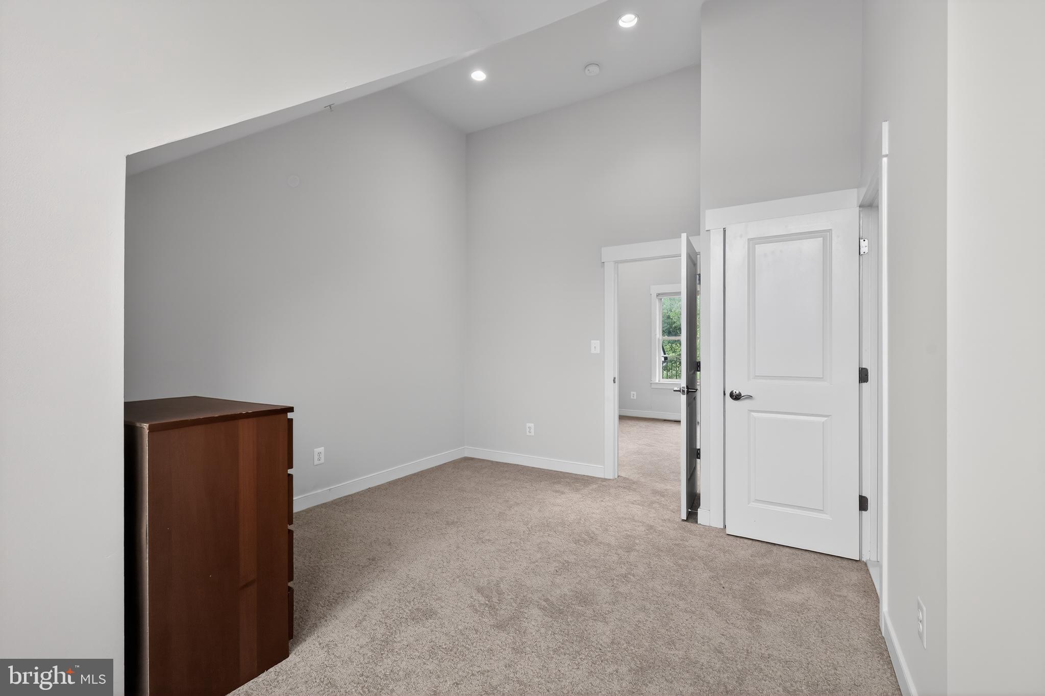 2711 Cassedy Street Silver Spring, MD 20910 - Photo 23 of 36 Bedroom 3