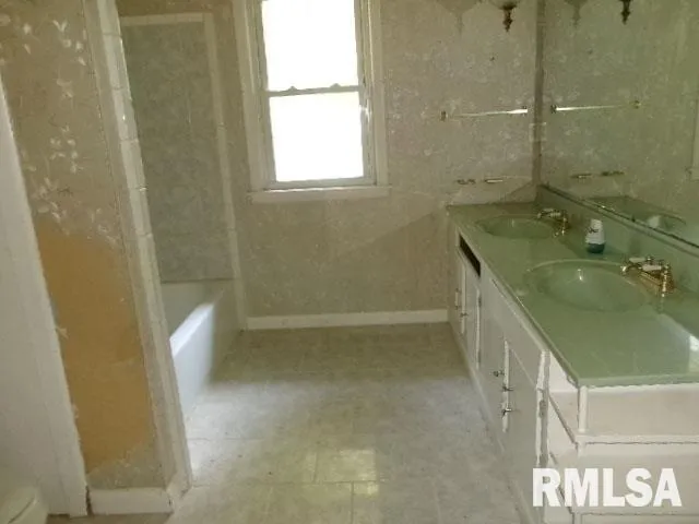 $173,000 | 561 Elm Street, Metamora, IL 61548