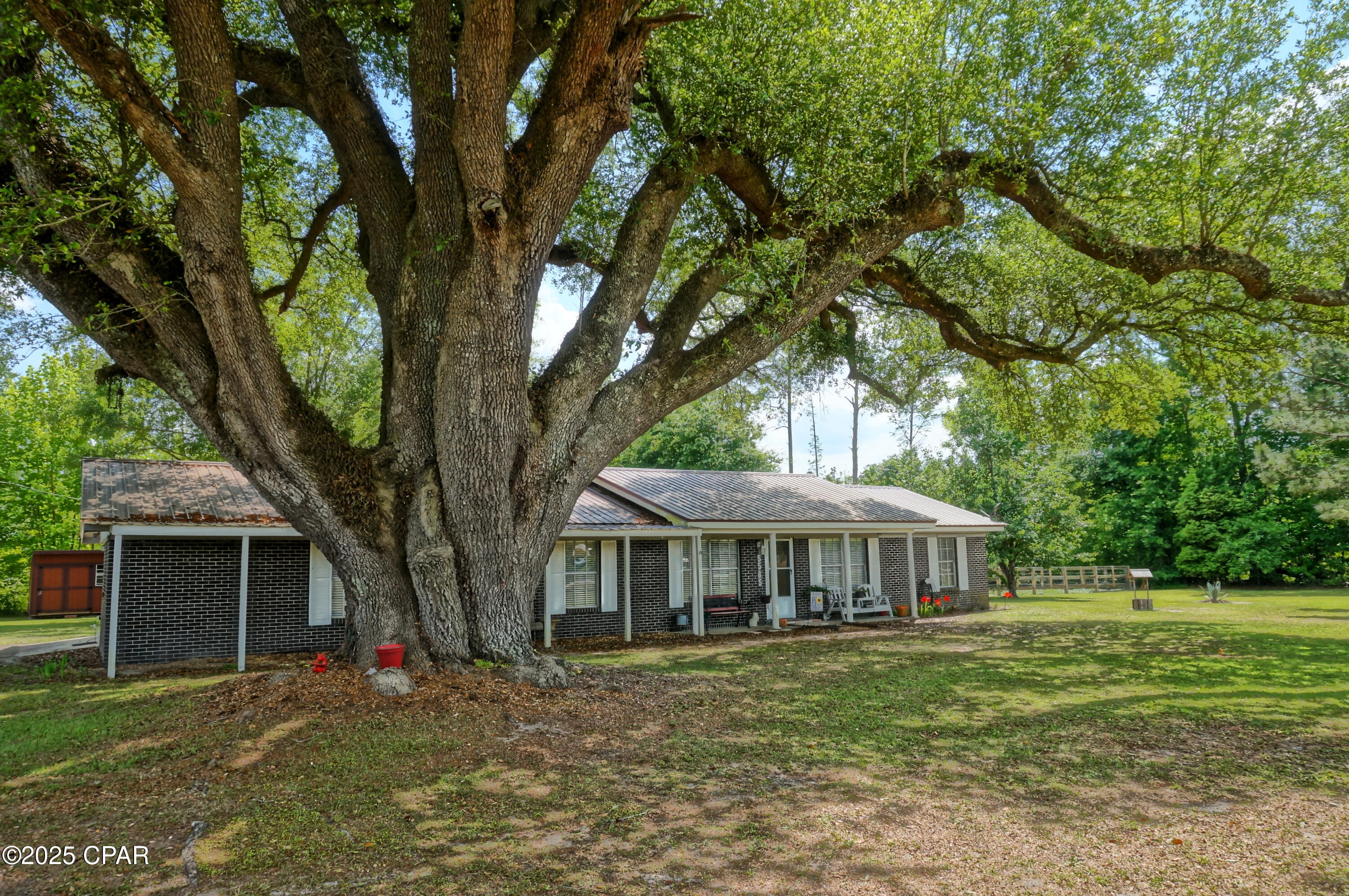 5585 Suncrest Road Marianna, FL 32448 - Photo 2 of 18 Gallery Image 2