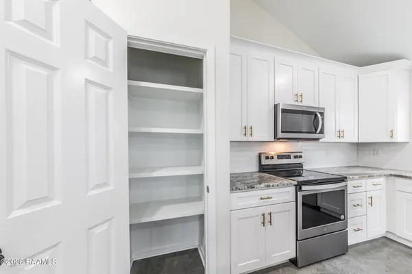 $1,495 | 330 A Jeanette Street, Lafayette, LA 70506