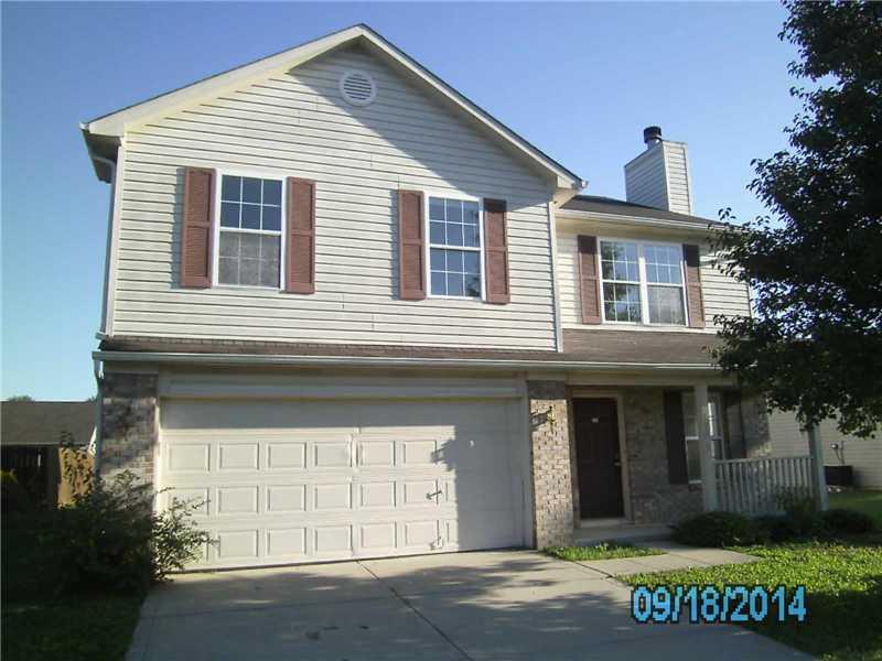10882 Ravelle Road Indianapolis, IN 46234 - Photo 1 of 11 Gallery Image 1