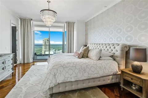 $4,000,000 | 3344 Peachtree Road Northeast, Unit 4102, Atlanta, GA 30326