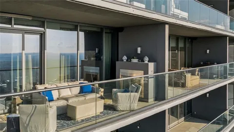 $4,000,000 | 3344 Peachtree Road Northeast, Unit 4102, Atlanta, GA 30326