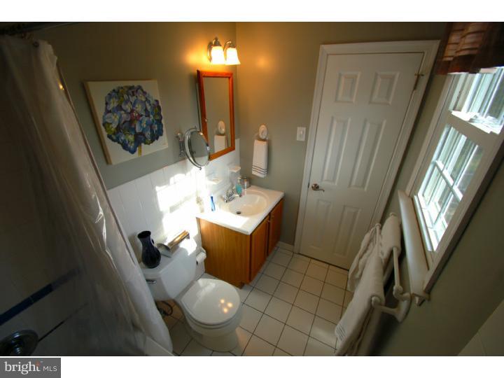 18 Sandown Road Audubon, PA 19403 - Photo 21 of 25 Gallery Image 21