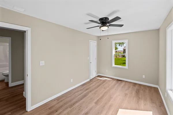 $189,900 | 118 East Bower Street, Oreana, IL 62554