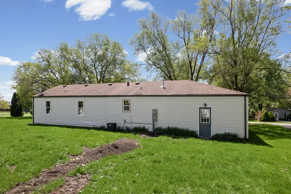 $189,900 | 118 East Bower Street, Oreana, IL 62554