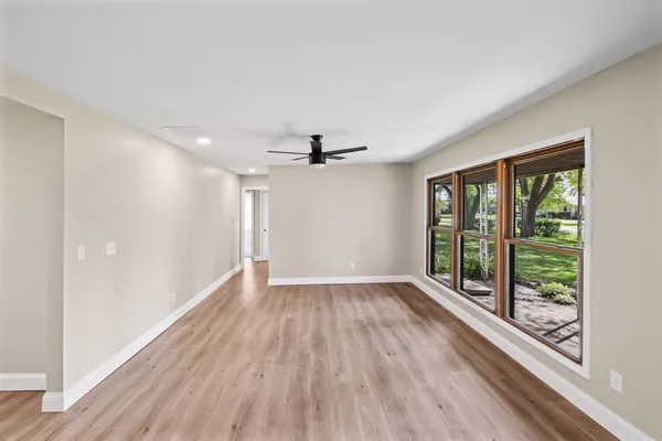 $189,900 | 118 East Bower Street, Oreana, IL 62554