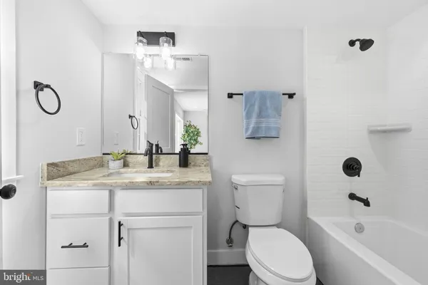a bathroom with a bathtub