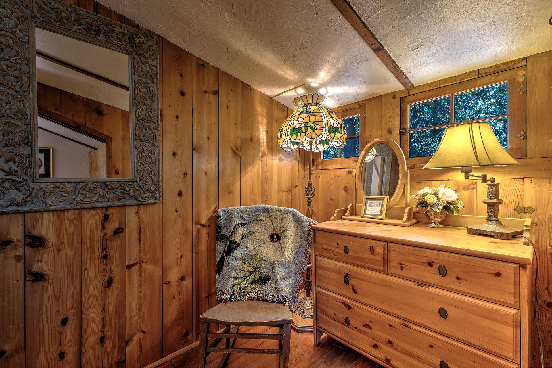 25395 Lodge Road Idyllwild, CA 92549 - Photo 33 of 53 a bathroom with a sink and a mirror