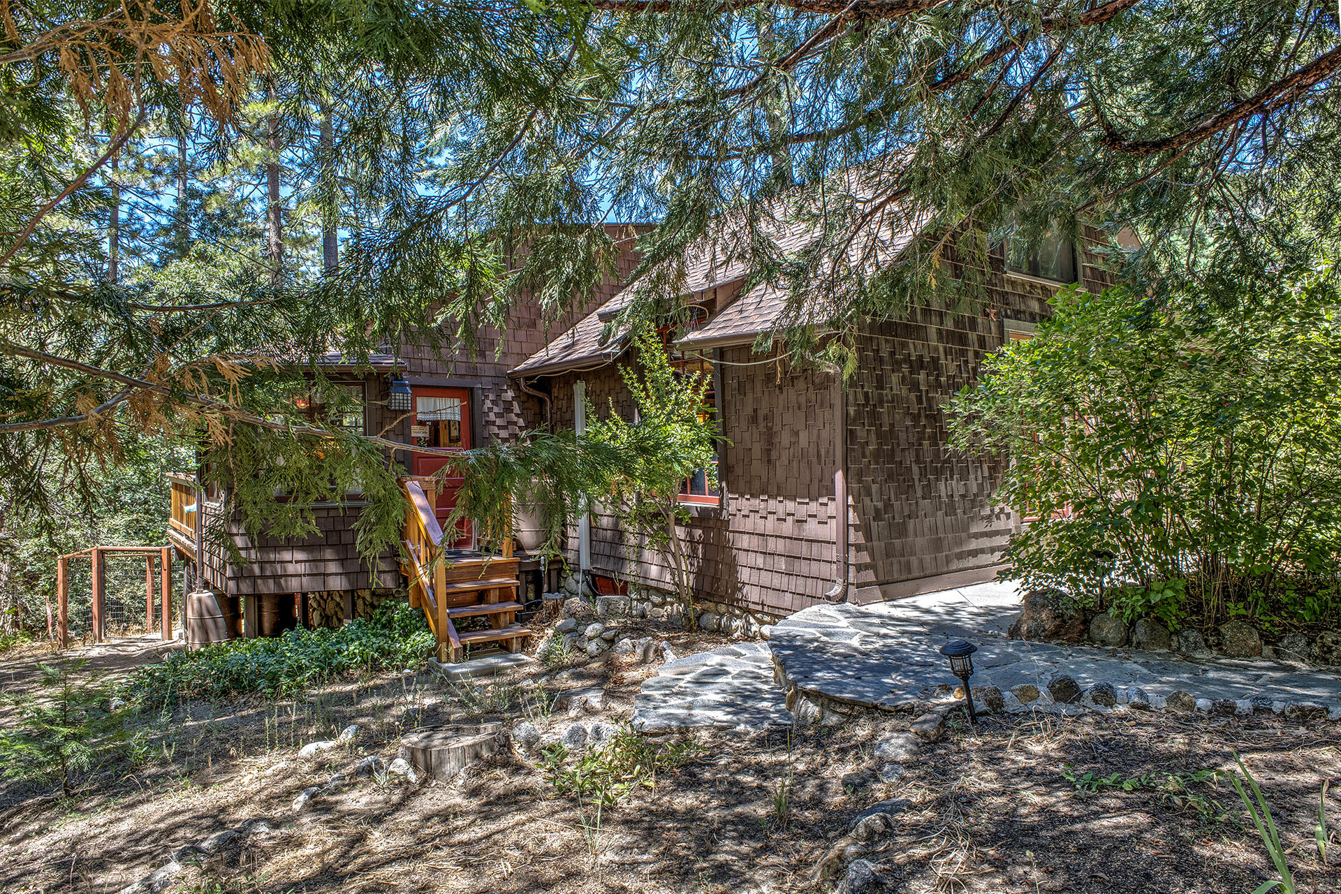 25395 Lodge Road Idyllwild, CA 92549 - Photo 52 of 53 a view of a patio with a tree
