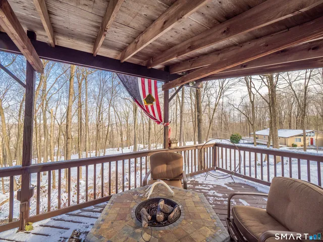 $700,000 | 424 Old Sib Road, Ridgefield, CT 06877