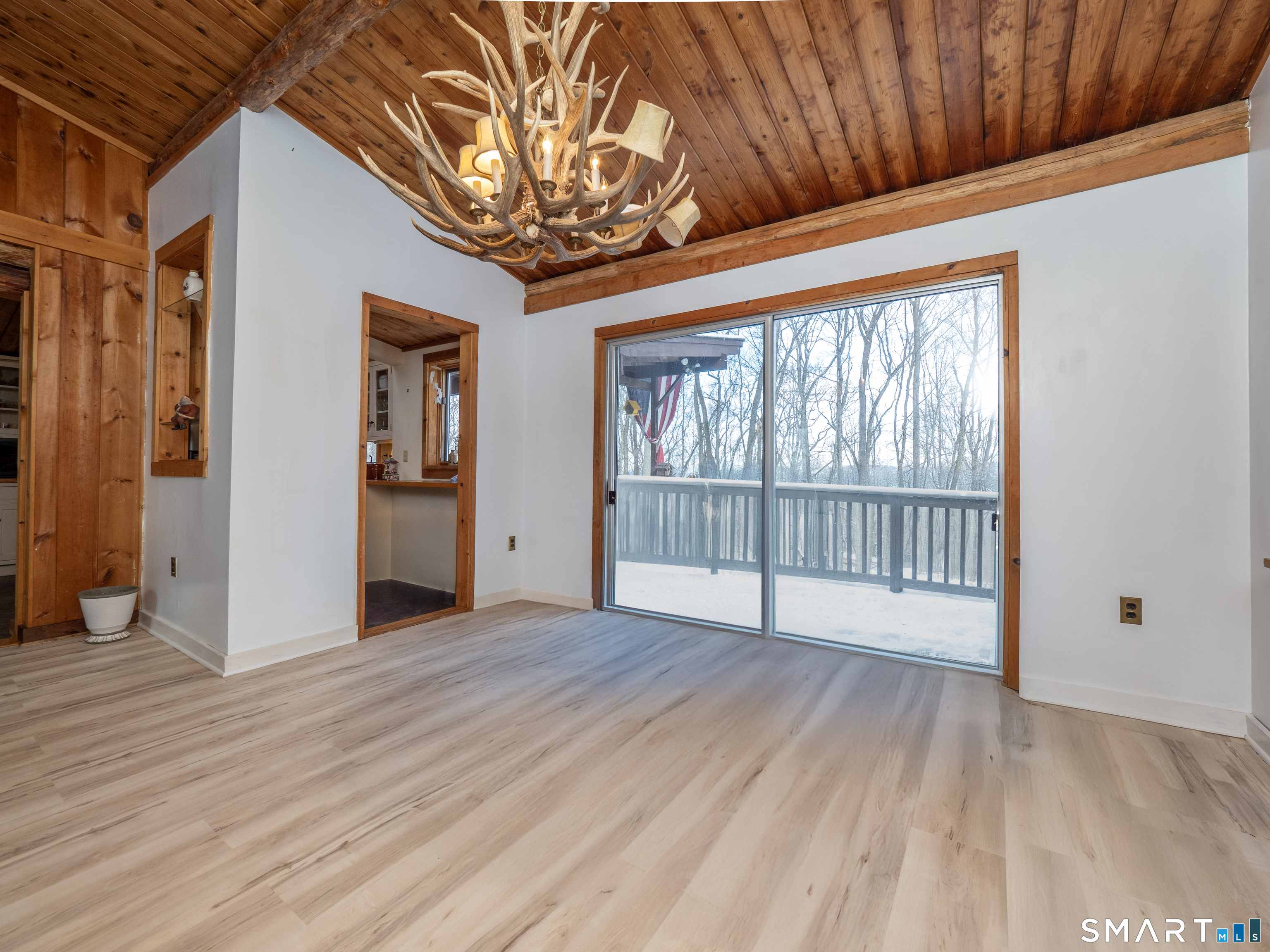 424 Old Sib Road Ridgefield, CT 06877 - Photo 5 of 27 a view of entryway with wooden floor