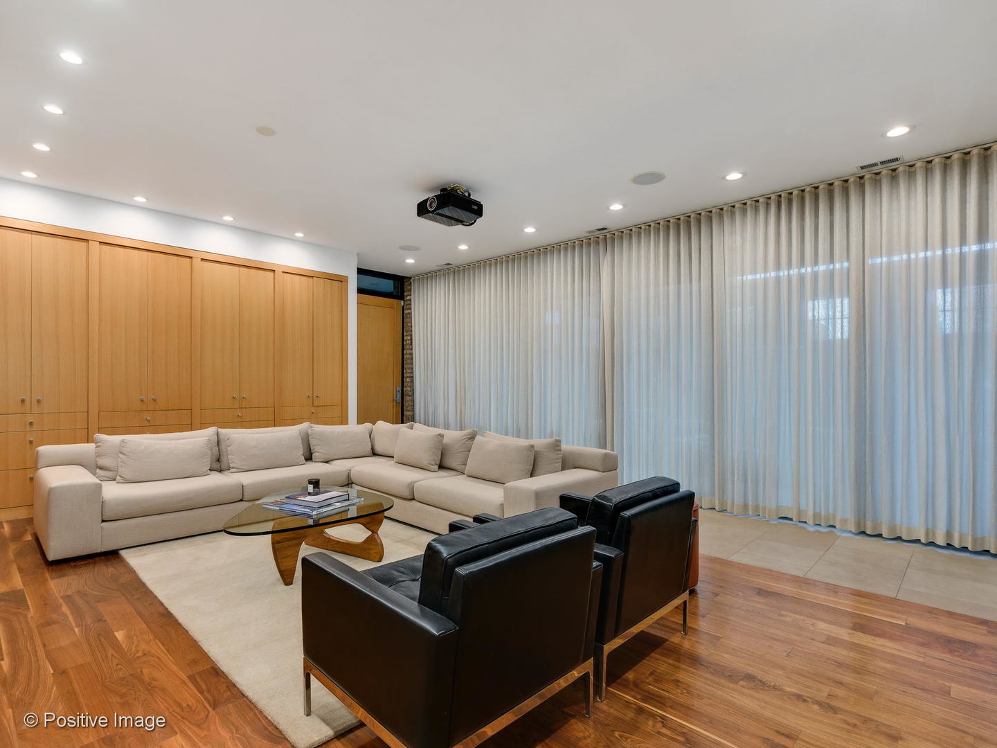 1302 West Erie Street Chicago, IL 60642 - Photo 11 of 28