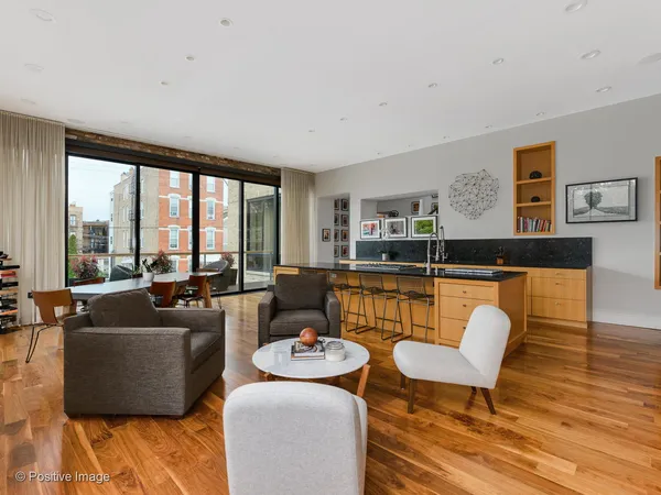 $10,000 | 1302 West Erie Street, Chicago, IL 60642