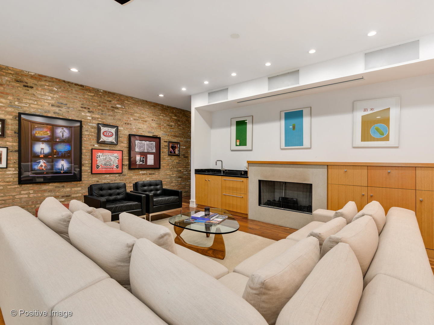 1302 West Erie Street Chicago, IL 60642 - Photo 10 of 28