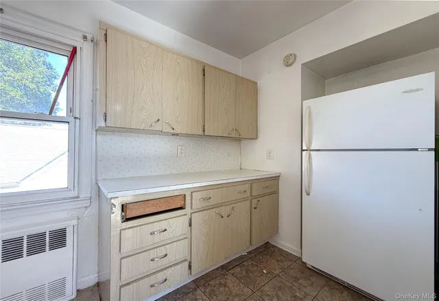 $1,498,000 | 190-05 48th Avenue | Auburndale