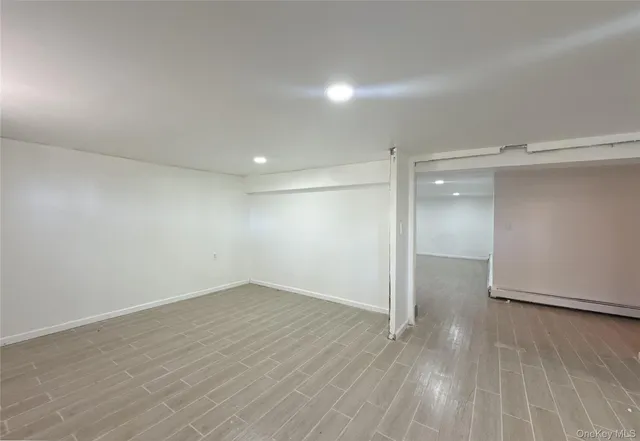 $1,498,000 | 190-05 48th Avenue | Auburndale