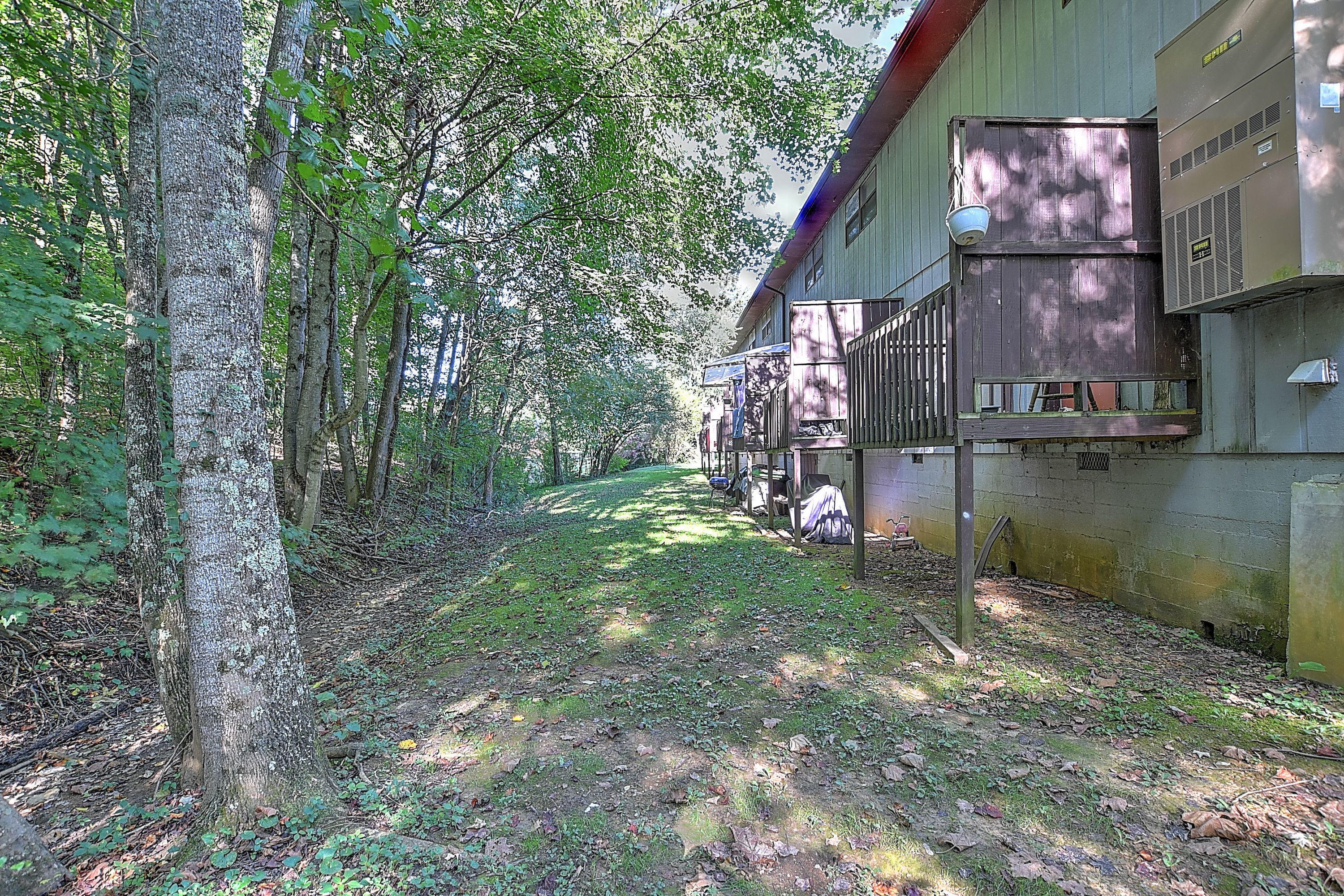 245 Dunlap Road, Unit 16 Blountville, TN 37617 - Photo 26 of 28 DSC_6812_3_4_5_6_7_8
