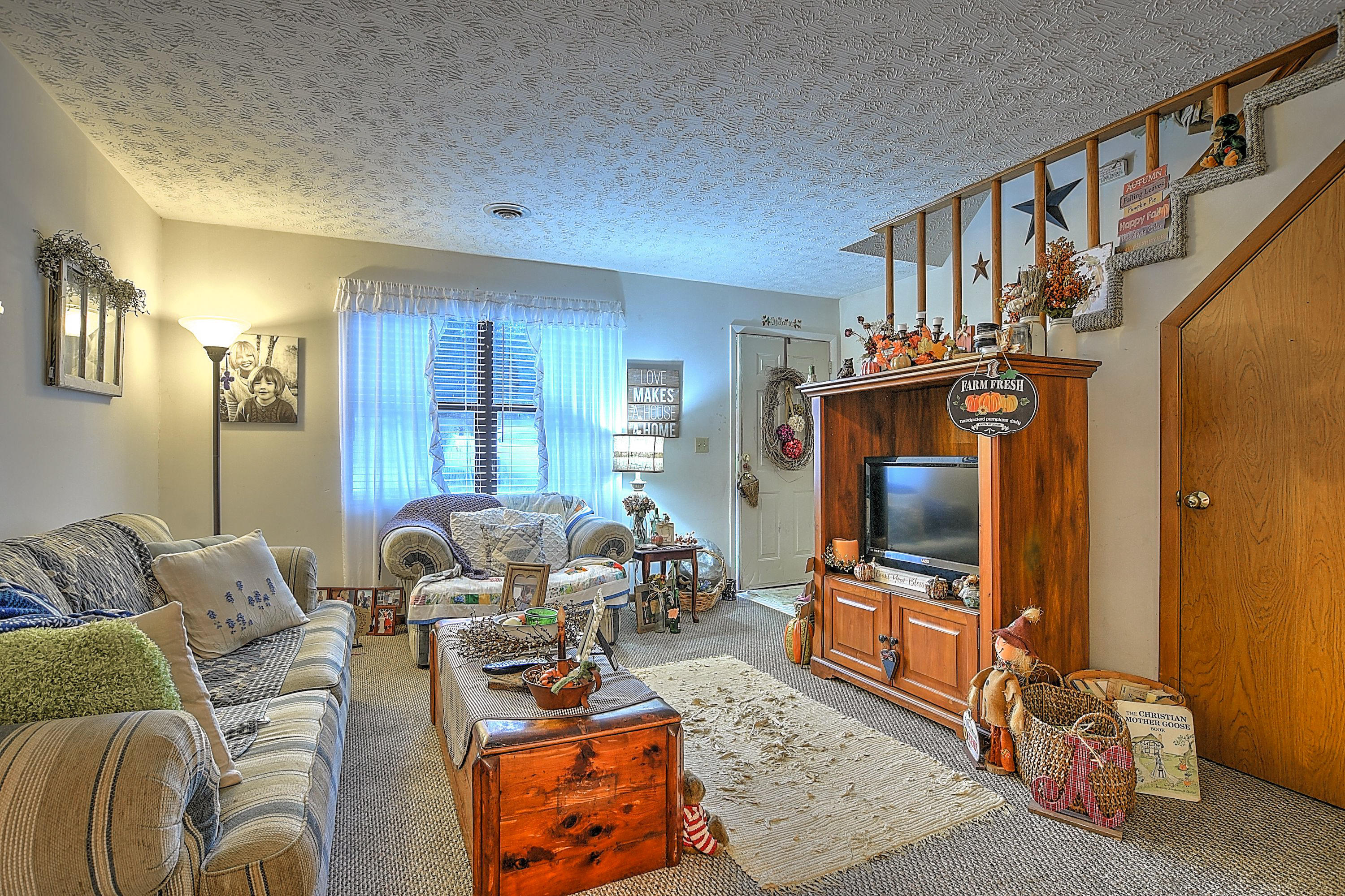 245 Dunlap Road, Unit 16 Blountville, TN 37617 - Photo 8 of 28 245 Dunlap-4