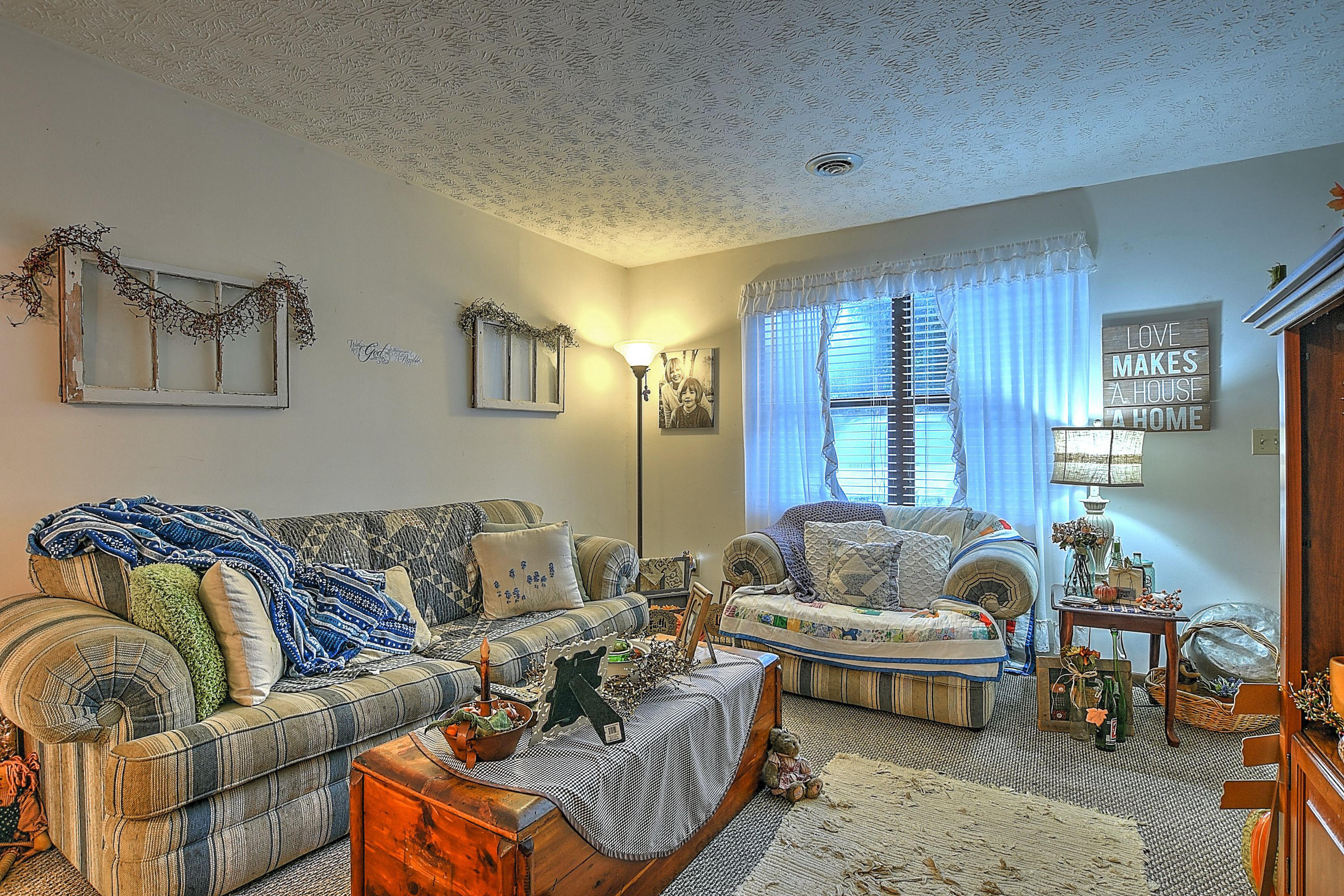 245 Dunlap Road, Unit 16 Blountville, TN 37617 - Photo 9 of 28 245 Dunlap-5