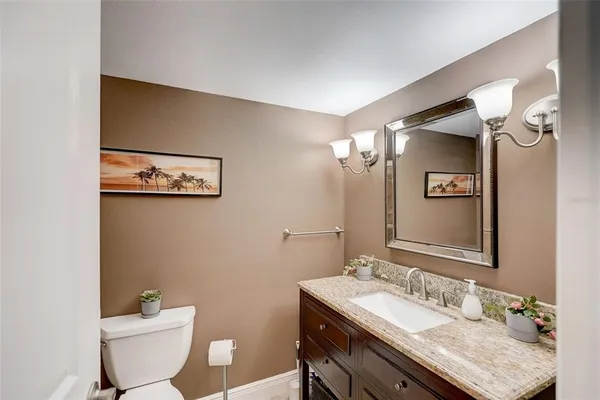 $11,950 | 2425 Gulf Of Mexico Drive, Unit 14B, Longboat Key, FL 34228