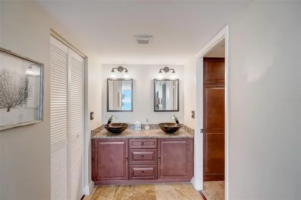 $11,950 | 2425 Gulf Of Mexico Drive, Unit 14B, Longboat Key, FL 34228