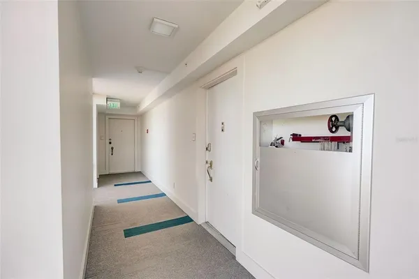 $11,950 | 2425 Gulf Of Mexico Drive, Unit 14B, Longboat Key, FL 34228