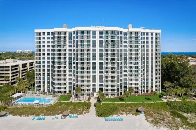 $11,950 | 2425 Gulf Of Mexico Drive, Unit 14B, Longboat Key, FL 34228
