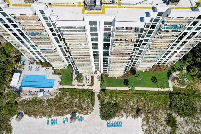 $11,950 | 2425 Gulf Of Mexico Drive, Unit 14B, Longboat Key, FL 34228