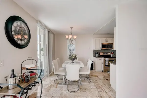 $11,950 | 2425 Gulf Of Mexico Drive, Unit 14B, Longboat Key, FL 34228