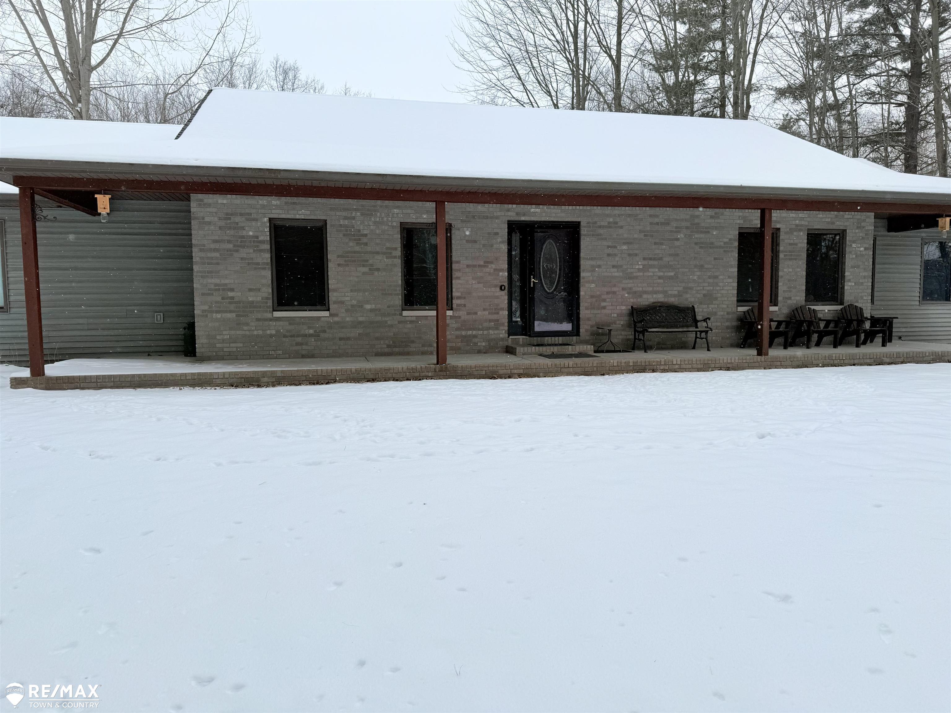 9317 Nichols Road Montrose, MI 48457 - Photo 3 of 52